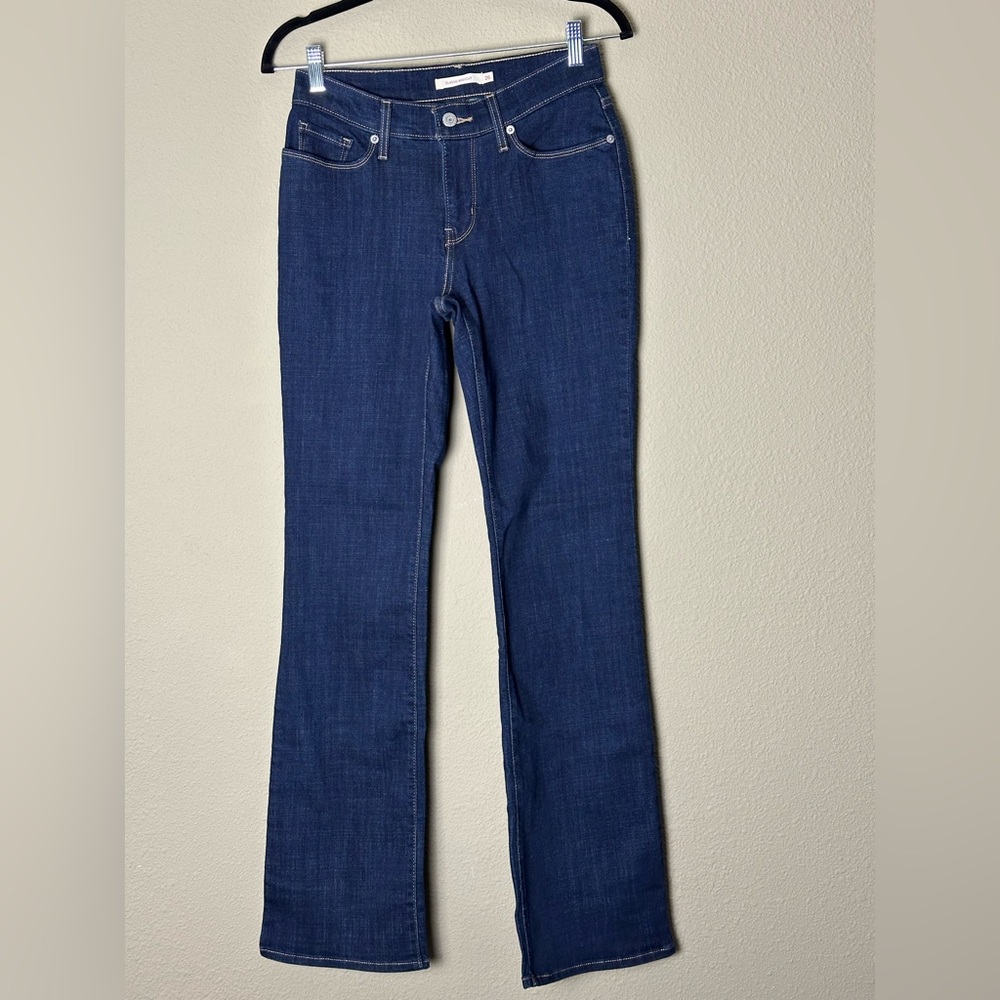 NWOT LEVIS DARK BLUE CLASSIC BOOTCUT JEAN 26 #55 - Picture 2 of 4